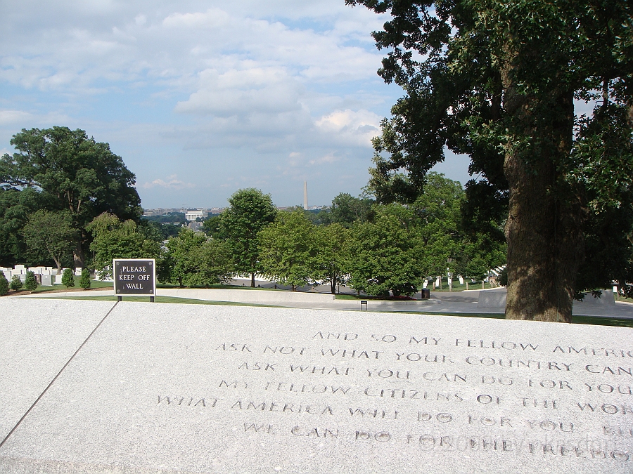 Washington DC [2009 July 02] 015.JPG - Scenes from Arlington National Cemetery.